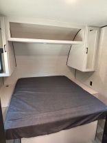 2025 STARCRAFT AUTUMN RIDGE RV - 26RLS at T&T Repairables - used car dealership in Spencer, Indiana.