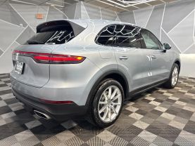 2020 PORSCHE CAYENNE