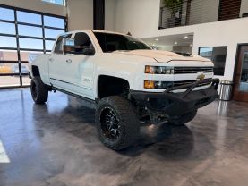 2017 CHEVROLET SILVERADO 2500 HD CREW CAB PICKUP V8, TURBO DIESEL, 6.6 LITER LTZ PICKUP 4D 6 1/2 FT