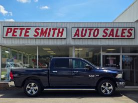 2016 Ram 1500 Crew Cabbig Horn Pickup 4d 5 1/2 Ft - Image 2
