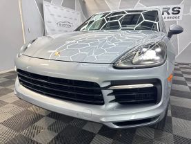 2020 PORSCHE CAYENNE