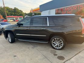 2015 CADILLAC ESCALADE ESV SUV V8, 6.2 LITER LUXURY SPORT UTILITY 4D