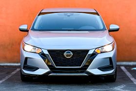 2021 NISSAN SENTRA SEDAN - AUTOMATIC - Gentle Carmen Auto