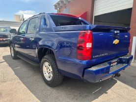2013 CHEVROLET AVALANCHE PICKUP V8, FLEX FUEL, 5.3 LITER BLACK DIAMOND LT SPORT UTILITY PICKUP 4D 5 1/4 FT