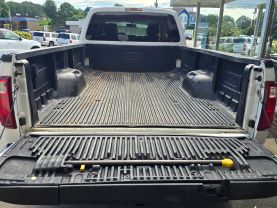 2013 Ford F350 Super Duty Crew Cablariat Pickup 4d 8 Ft - Image 37
