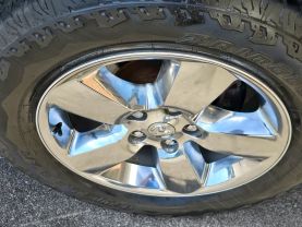 2016 Ram 1500 Crew Cabbig Horn Pickup 4d 5 1/2 Ft - Image 34