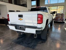 2017 CHEVROLET SILVERADO 2500 HD CREW CAB PICKUP V8, TURBO DIESEL, 6.6 LITER LTZ PICKUP 4D 6 1/2 FT