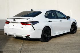 2021 Toyota Camry - Image 9