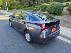 2021 TOYOTA PRIUS XLE HATCHBACK 4D