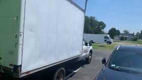 2006 FORD F350 SUPER DUTY REGULAR CAB & CHASSIS CAB CHASSIS V8, TURBO DSL 6.0L 141" W.B. 2D