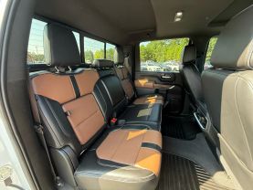 2020 Chevrolet Silverado 2500 Hd Crew Cab High Country Pickup 4d 6 1/2 Ft - Image 27