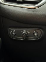 2020 Chevrolet Equinox - Image 20