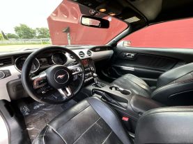 2015 Ford Mustang - Image 17