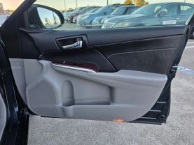 2013 Toyota Camry - Image 15