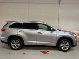 2015 TOYOTA HIGHLANDER SUV V6, 3.5 LITER XLE SPORT UTILITY 4D