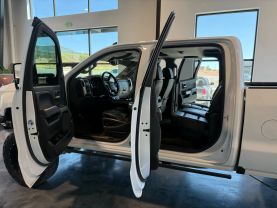 2017 CHEVROLET SILVERADO 2500 HD CREW CAB PICKUP V8, TURBO DIESEL, 6.6 LITER LTZ PICKUP 4D 6 1/2 FT