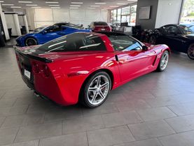 2006 CHEVROLET CORVETTE COUPE V8, 6.0 LITER COUPE 2D