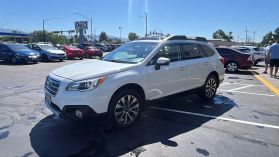 2017 SUBARU OUTBACK WAGON 4-CYL, PZEV, 2.5 LITER 2.5I LIMITED WAGON 4D