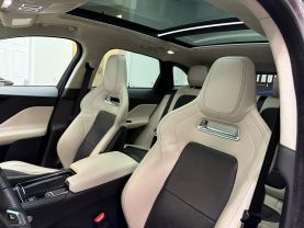 2019 JAGUAR F-PACE
