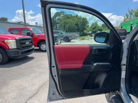 2021 TOYOTA TACOMA DOUBLE CAB PICKUP V6, 3.5 LITER SR5 PICKUP 4D 5 FT