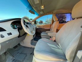2013 TOYOTA SIENNA VAN - AUTOMATIC - Gentle Carmen Auto