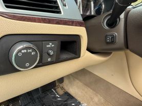 2012 CADILLAC ESCALADE SUV WHITE AUTOMATIC - Budget Used Car Sales