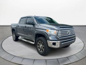 2016 TOYOTA TUNDRA CREWMAX