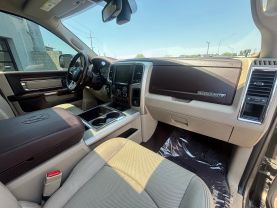 2014 RAM 2500 CREW CAB PICKUP V8, HEMI, 6.4 LITER LARAMIE PICKUP 4D 6 1/3 FT
