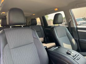 2019 TOYOTA HIGHLANDER SUV V6, 3.5 LITER LE PLUS SPORT UTILITY 4D