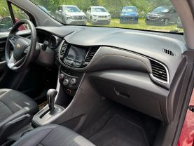 2022 CHEVROLET TRAX SUV 4-CYL, TURBO, 1.4 LITER LT SPORT UTILITY 4D at T&T Repairables - used car dealership in Spencer, Indiana.