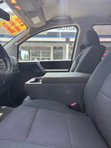2009 NISSAN TITAN CREW CAB