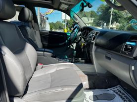 2005 TOYOTA 4RUNNER SUV V8, 4.7 LITER LIMITED SPORT UTILITY 4D