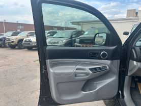 2012 TOYOTA TACOMA DOUBLE CAB PICKUP V6, 4.0 LITER PICKUP 4D 5 FT