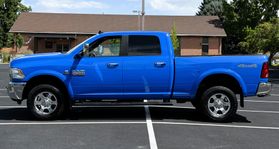 2018 RAM 2500 CREW CAB PICKUP NEW HOLLAND BLUE AUTOMATIC - Capital City Auto