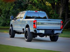 2024 FORD F250 SUPER DUTY CREW CAB PICKUP V8, TURBO DIESEL, 6.7 LITER PLATINUM PICKUP 4D 6 3/4 FT