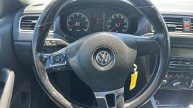 2011 VOLKSWAGEN JETTA