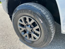 2021 TOYOTA TACOMA DOUBLE CAB PICKUP V6, 3.5 LITER SR5 PICKUP 4D 5 FT