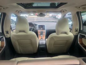 2017 VOLVO XC60