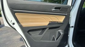 2021 Volkswagen Atlas Cross Sport - Image 18
