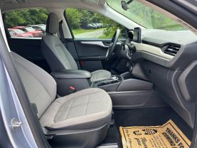 2022 FORD ESCAPE SUV 3-CYL, ECOBOOST, TURBO, 1.5 LITER SE SPORT UTILITY 4D at T&T Repairables - used car dealership in Spencer, Indiana.