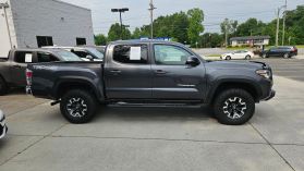 2023 Toyota Tacoma Double Cab - Image 4