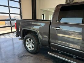2015 GMC SIERRA 1500 CREW CAB PICKUP V8, ECOTEC3, 6.2 LITER SLT PICKUP 4D 5 3/4 FT