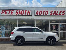 2019 Jeep Grand Cherokeelimited Sport Utility 4d - Image 2