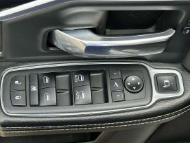 2019 RAM 2500 CREW CAB PICKUP 6-CYL, TURBO DIESEL, 6.7 LITER LARAMIE PICKUP 4D 6 1/3 FT