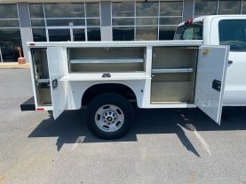2019 CHEVROLET SILVERADO 2500 HD DOUBLE CAB 8FT KNAPHEIDE SERVICE BED TRUCK SERVICE/UTILITY TRUCKS V8, 6.0 LITER 4D - Eddies Auto Sales