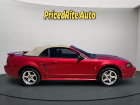 2001 FORD MUSTANG CONVERTIBLE V8, 32V, 4.6 LITER COBRA CONVERTIBLE 2D