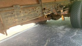 2006 FORD F350 SUPER DUTY REGULAR CAB & CHASSIS CAB CHASSIS V8, TURBO DSL 6.0L 141" W.B. 2D