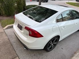 2017 VOLVO S60