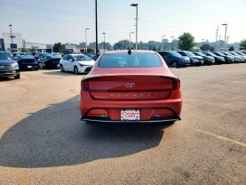 2022 HYUNDAI SONATA SEDAN 4-CYL, 2.5 LITER SE SEDAN 4D