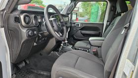 2023 Jeep Gladiator - Image 6
